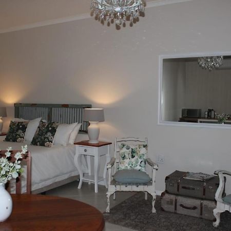 Quaggasfontein Gastehuis Beaufort West Luaran gambar