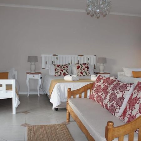 Quaggasfontein Gastehuis Beaufort West Luaran gambar