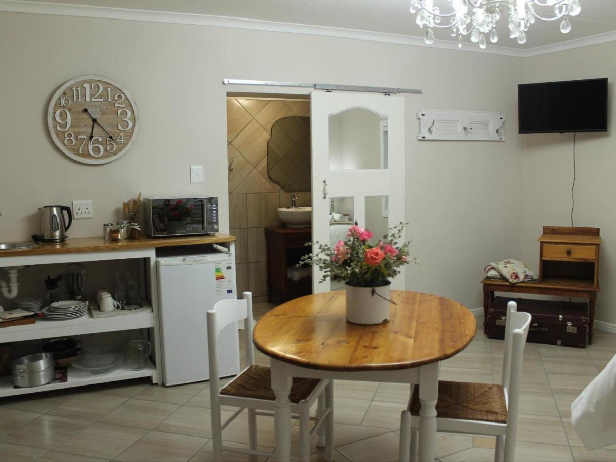 Quaggasfontein Gastehuis Beaufort West Luaran gambar