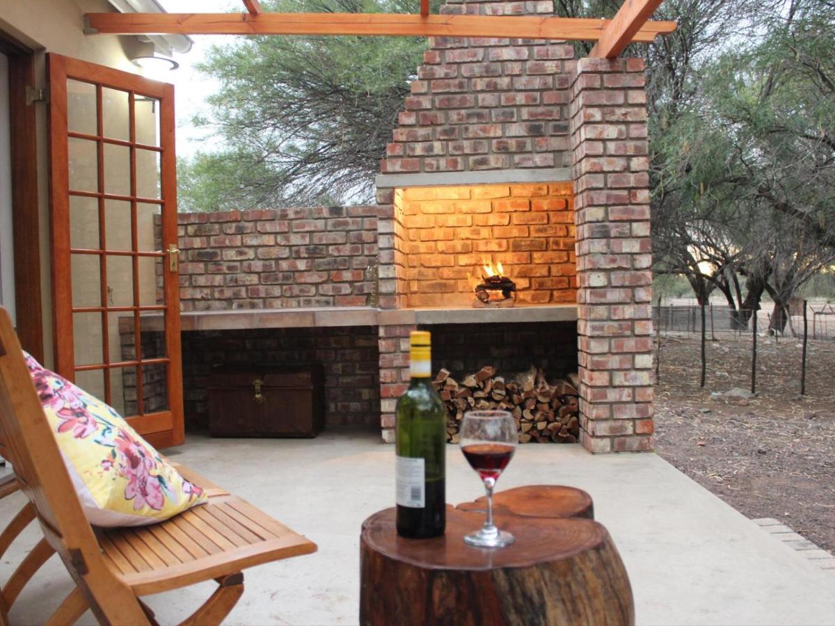 Quaggasfontein Gastehuis Beaufort West Luaran gambar