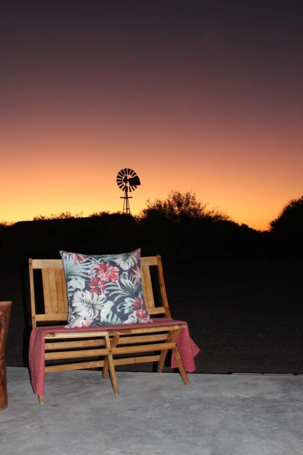 Quaggasfontein Gastehuis Beaufort West Luaran gambar