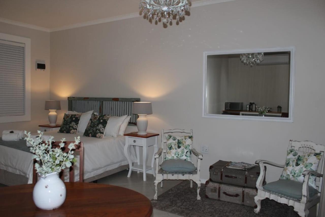 Quaggasfontein Gastehuis Beaufort West Luaran gambar
